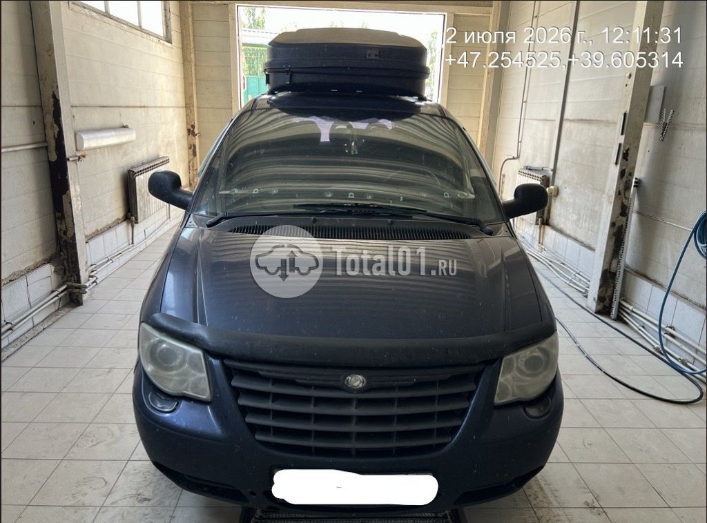 Фото Chrysler Voyager 4