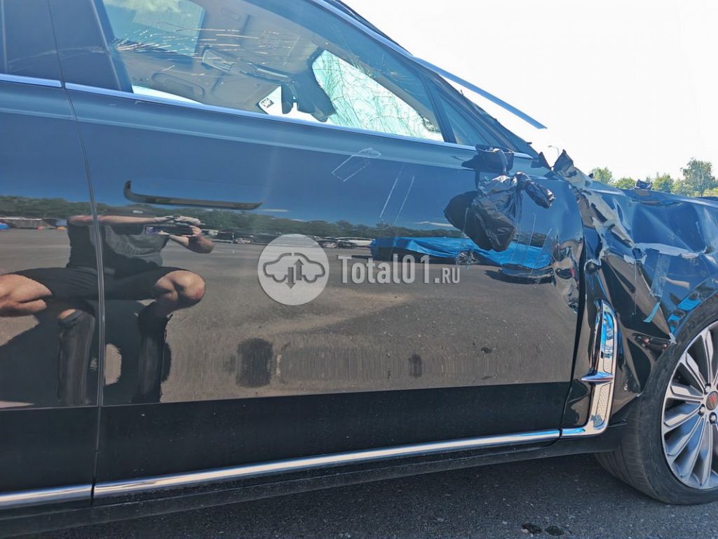 Фото Hongqi H9 56
