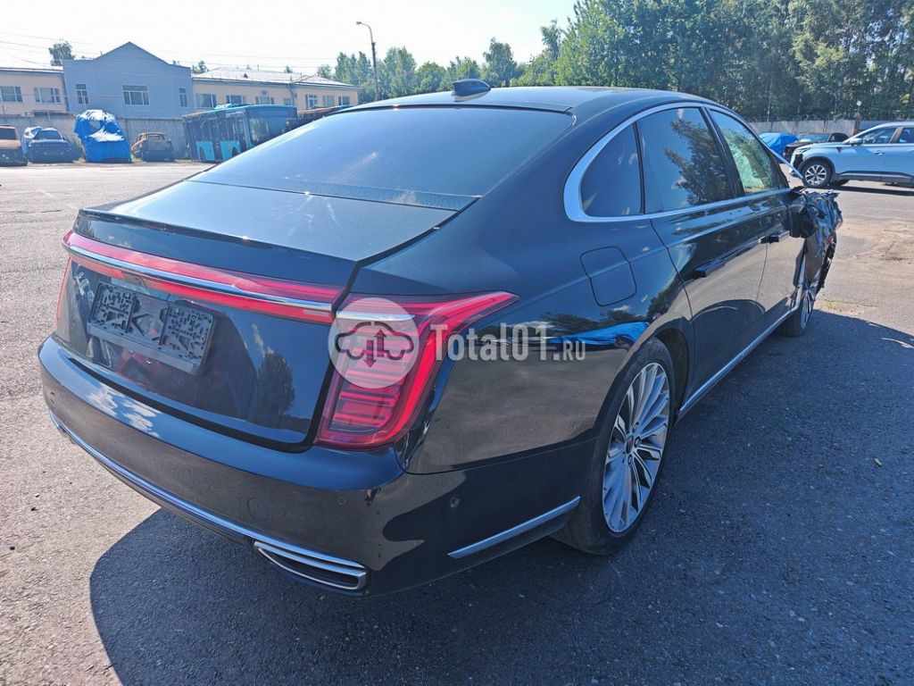 Фото Hongqi H9 74