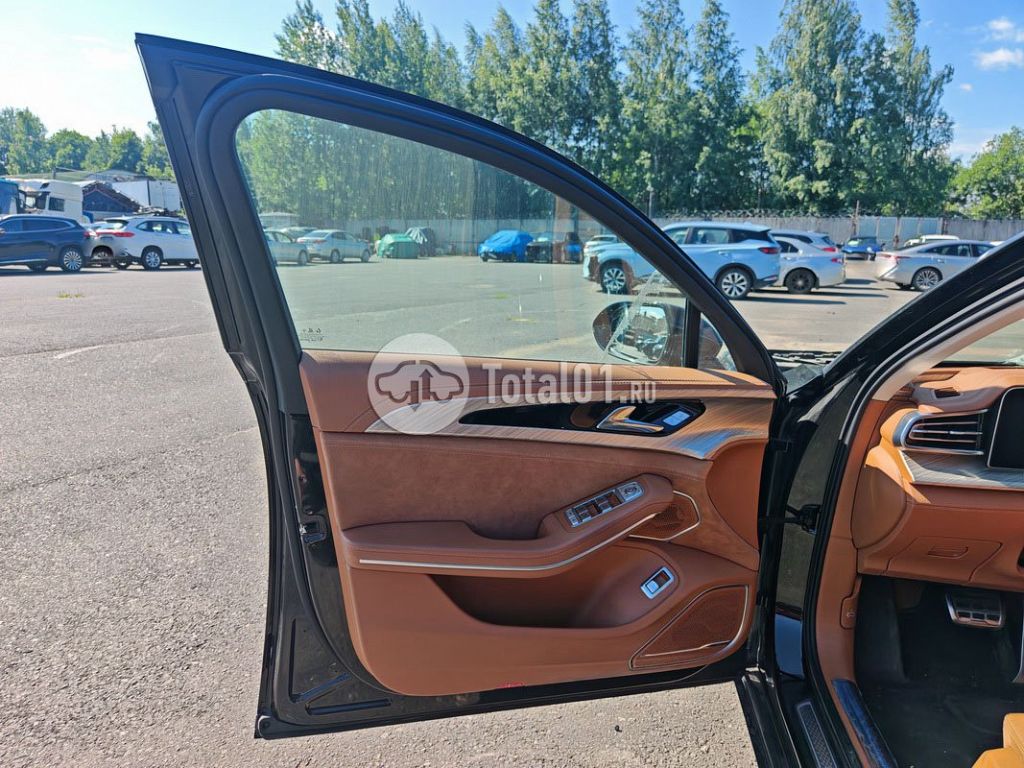 Фото Hongqi H9 88
