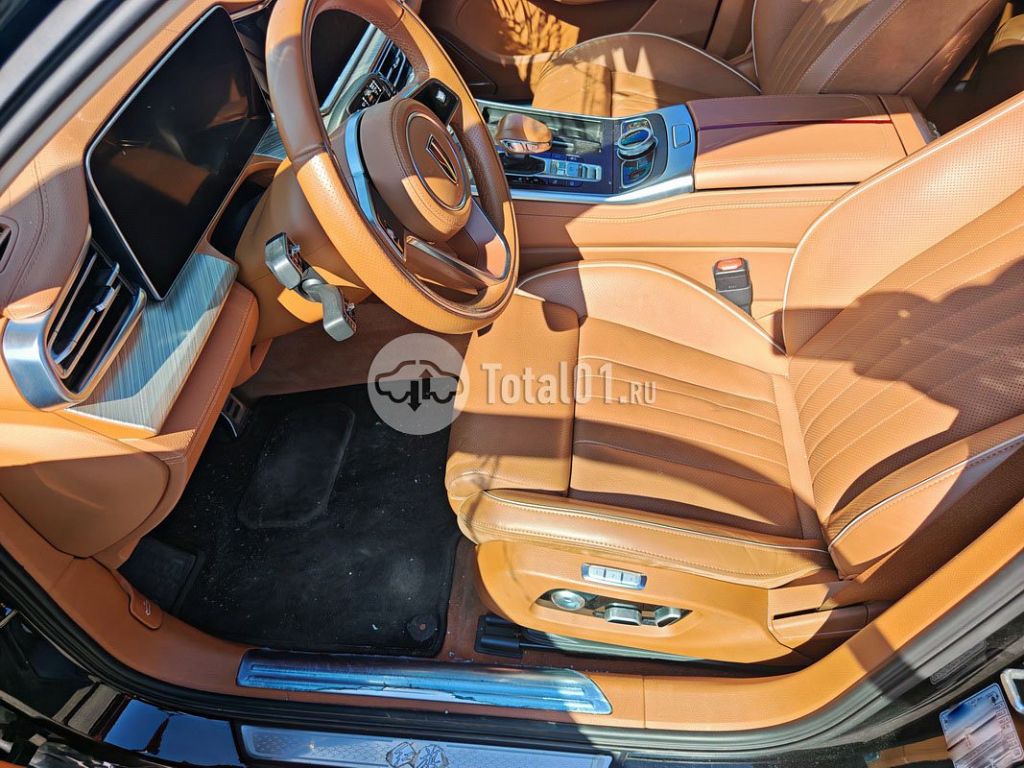 Фото Hongqi H9 92