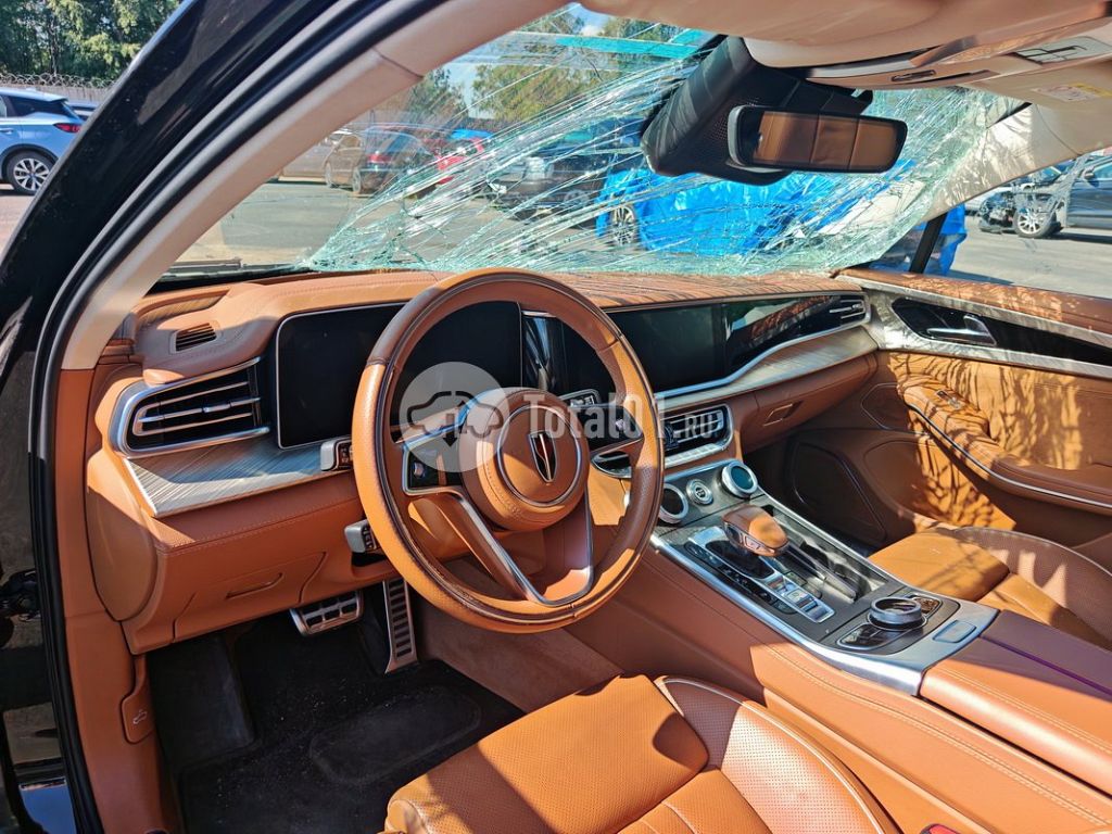 Фото Hongqi H9 102