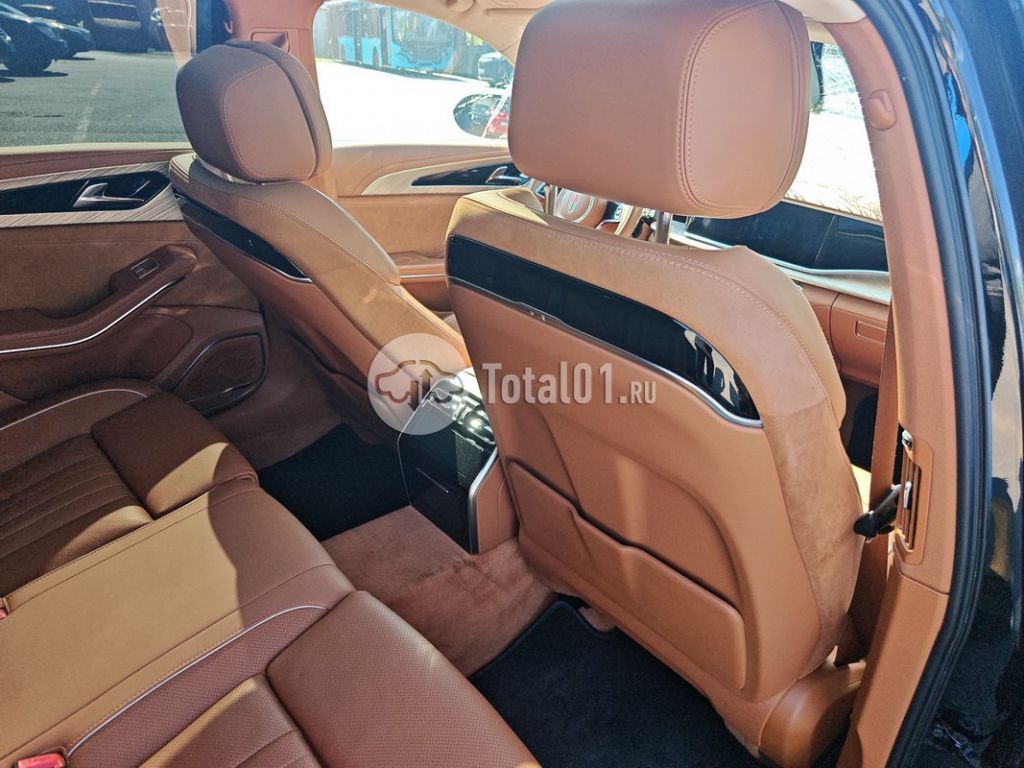 Фото Hongqi H9 146