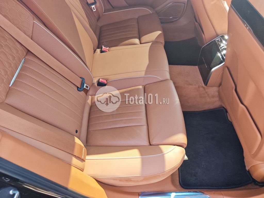 Фото Hongqi H9 148