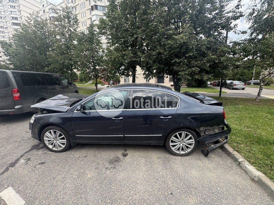 Фото Volkswagen Passat 10