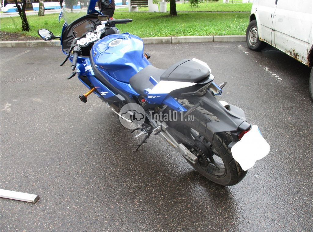 Фото Yamaha YZF-R6 8