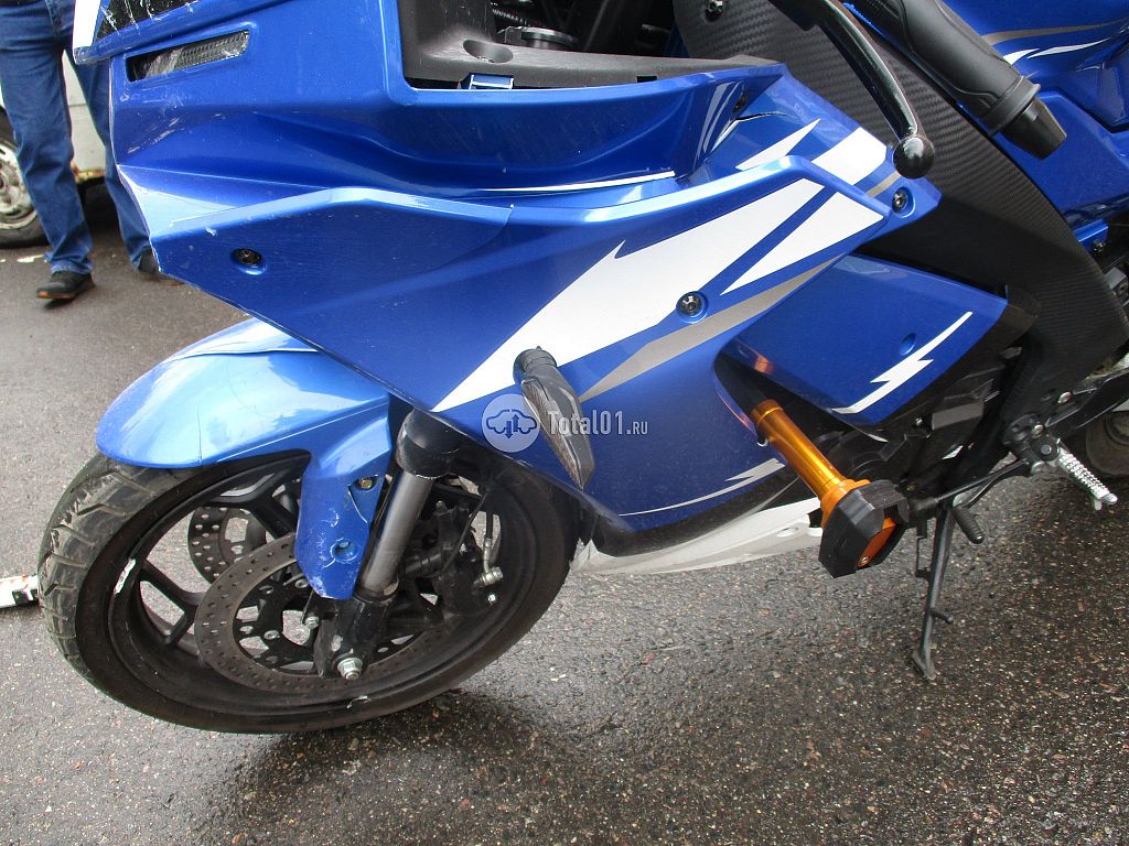 Фото Yamaha YZF-R6 28