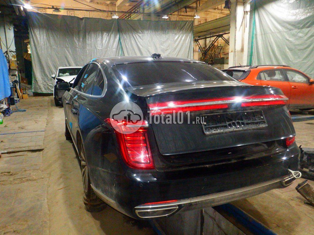 Фото Hongqi H9 8