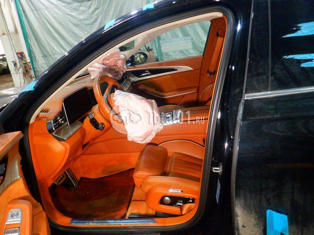 Фото Hongqi H9 38