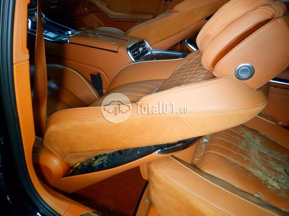 Фото Hongqi H9 58