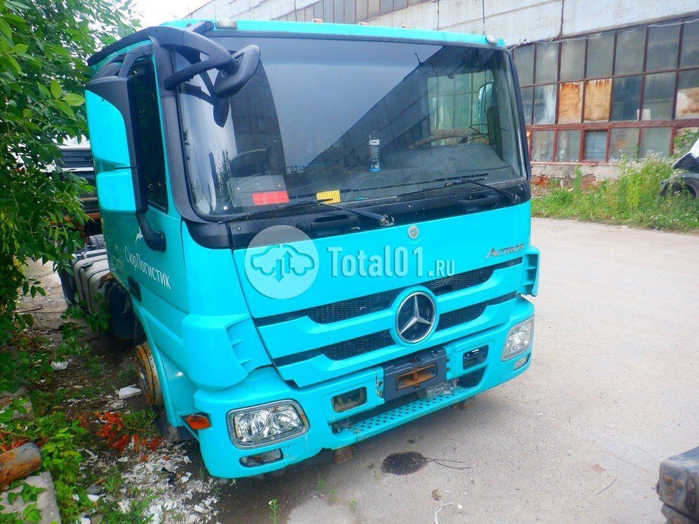 Фото Mercedes-Benz Actros 12