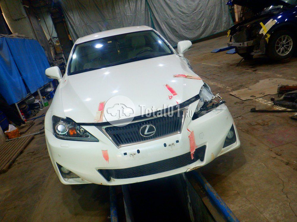 Фото Lexus IS 4