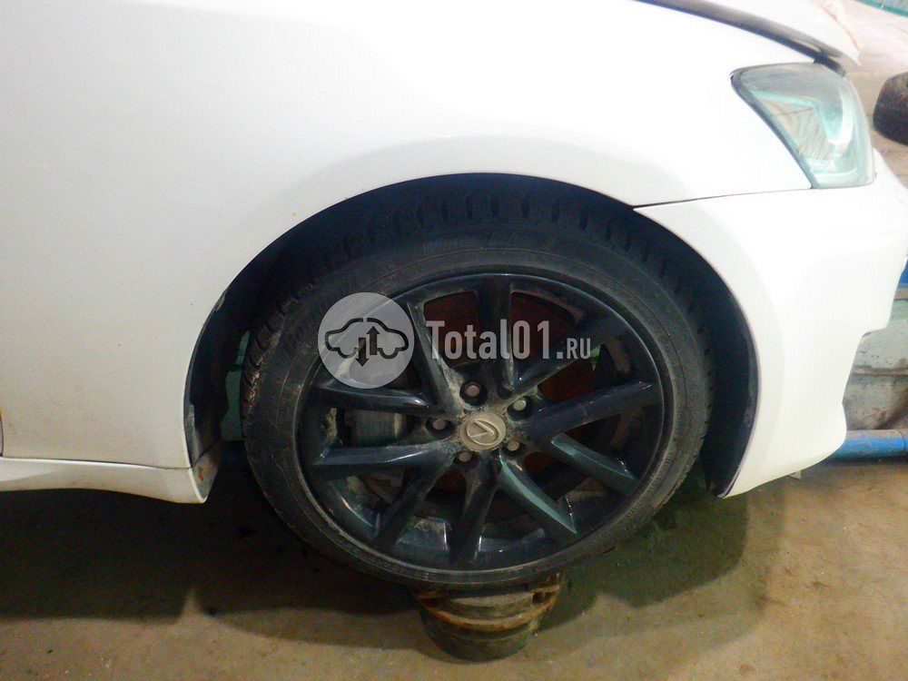 Фото Lexus IS 18