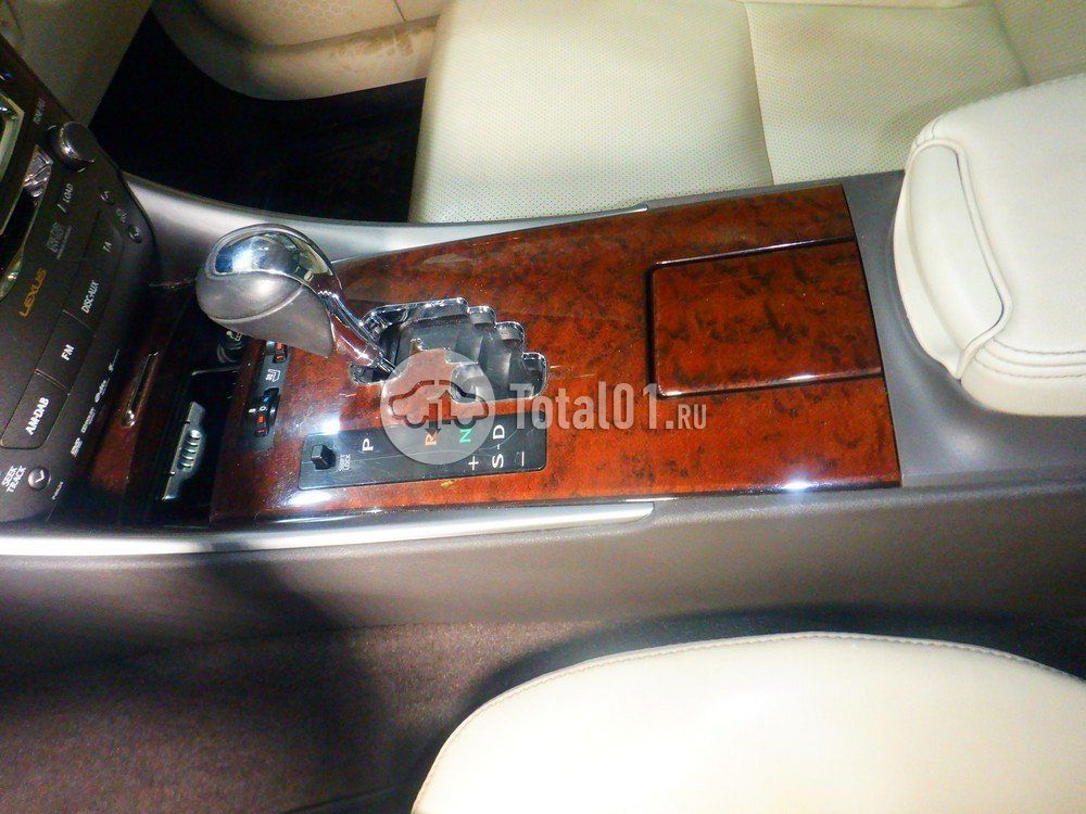 Фото Lexus IS 46