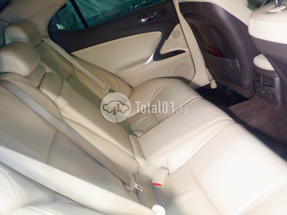 Фото Lexus IS 90