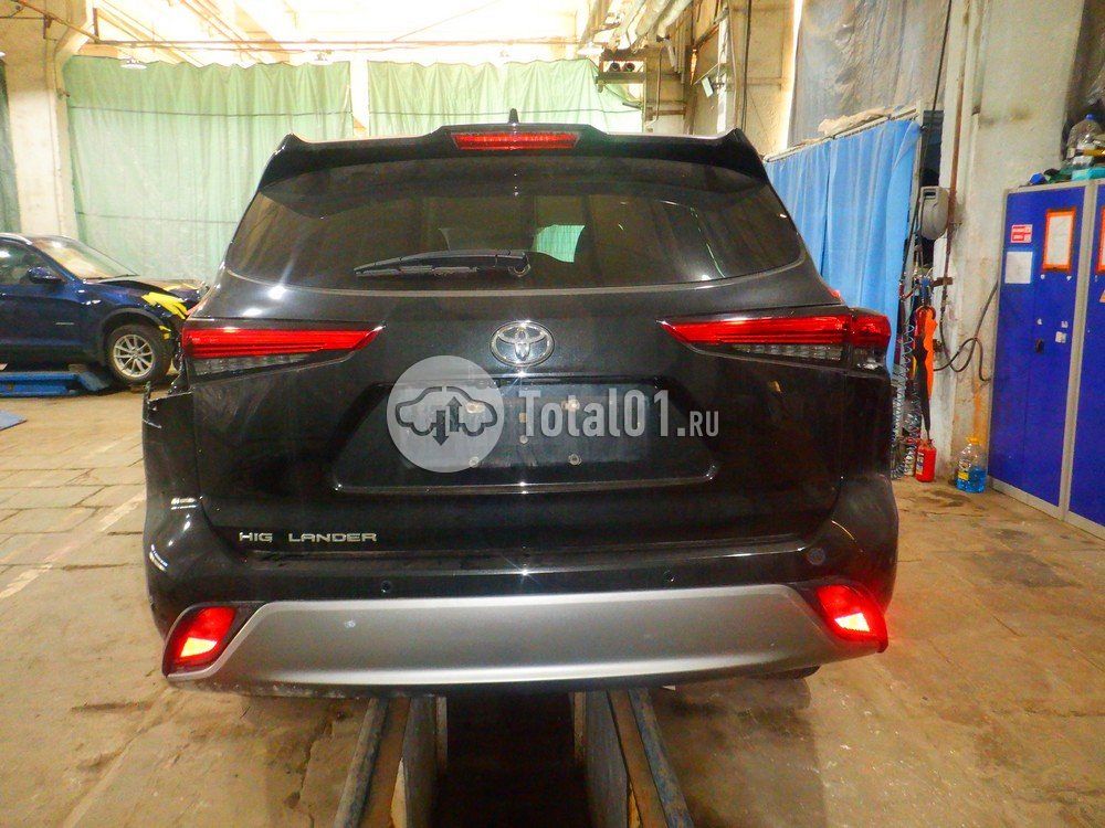 Фото Toyota Highlander 10