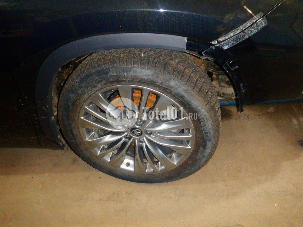 Фото Toyota Highlander 16