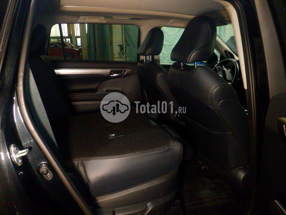 Фото Toyota Highlander 108