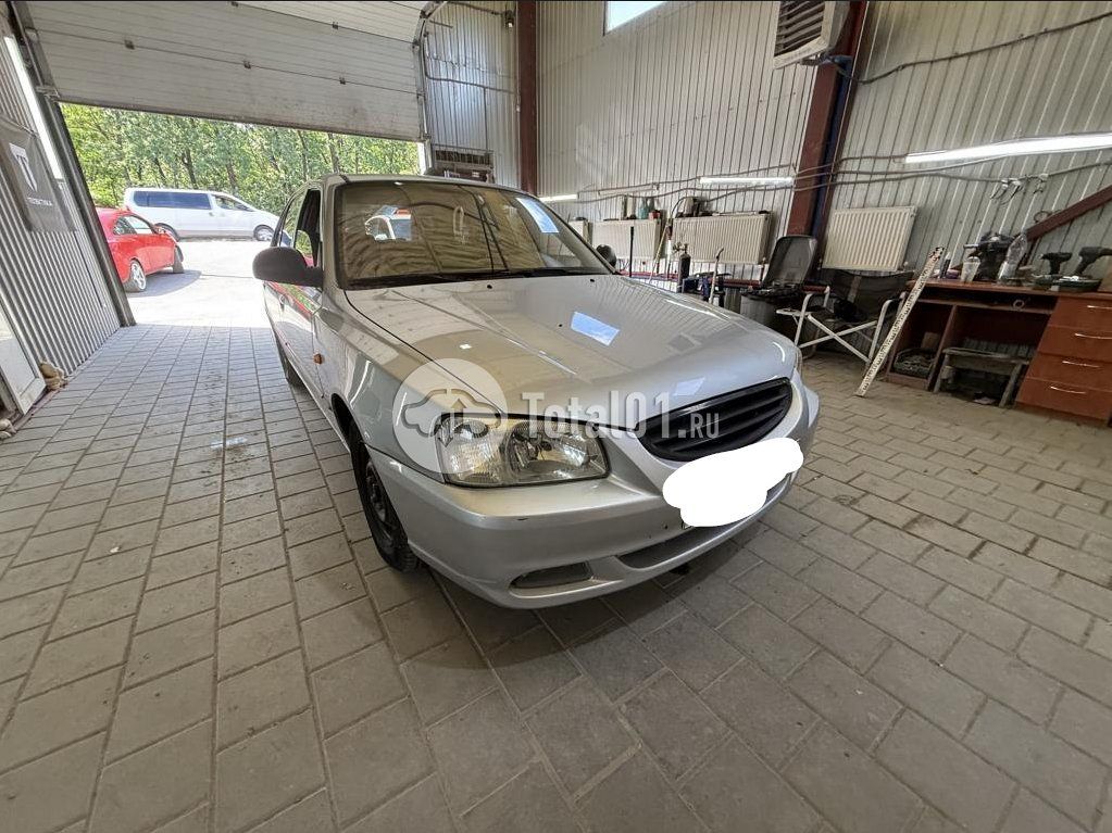 Фото Hyundai Accent 4