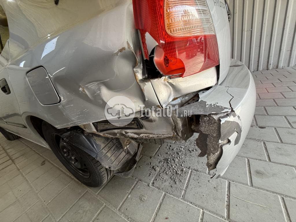 Фото Hyundai Accent 20