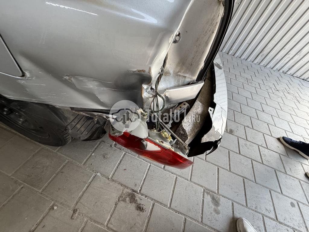 Фото Hyundai Accent 26