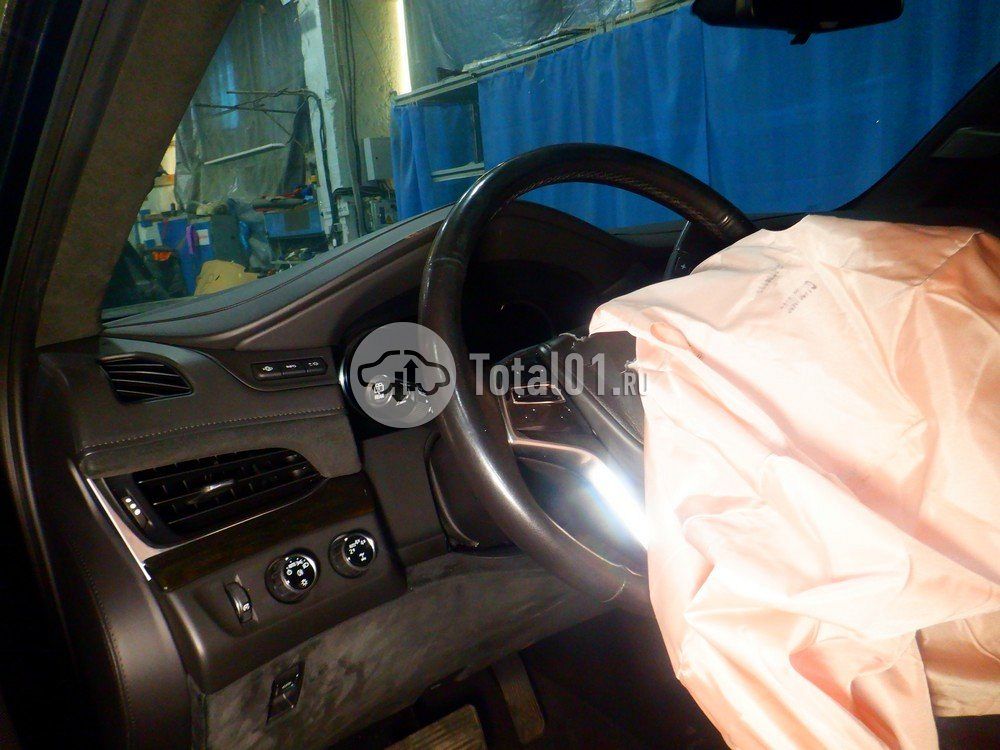 Фото Cadillac Escalade 38