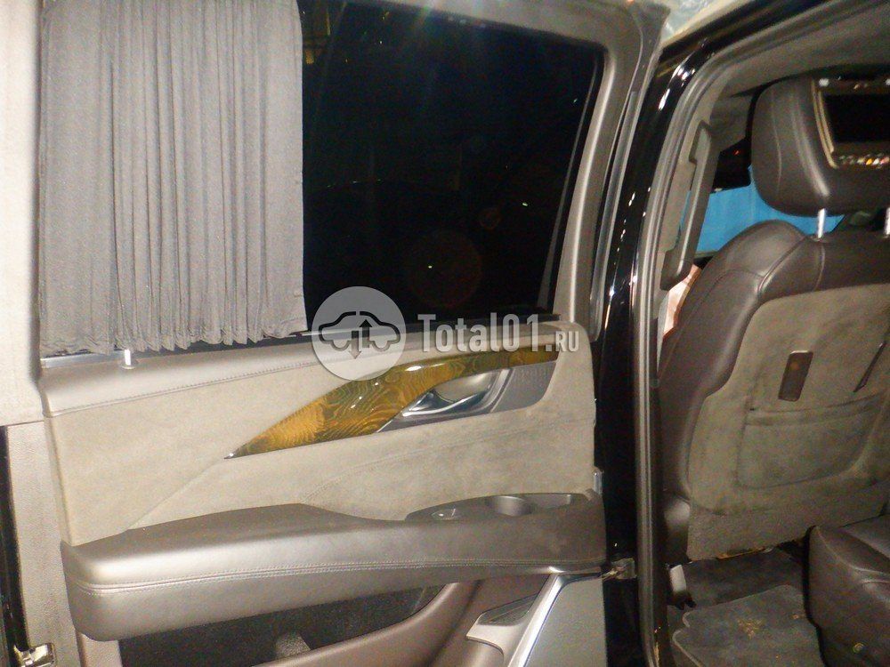 Фото Cadillac Escalade 46