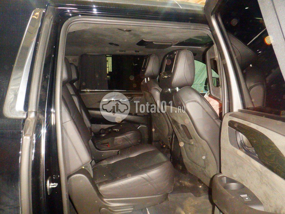 Фото Cadillac Escalade 92