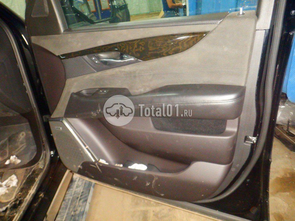 Фото Cadillac Escalade 102