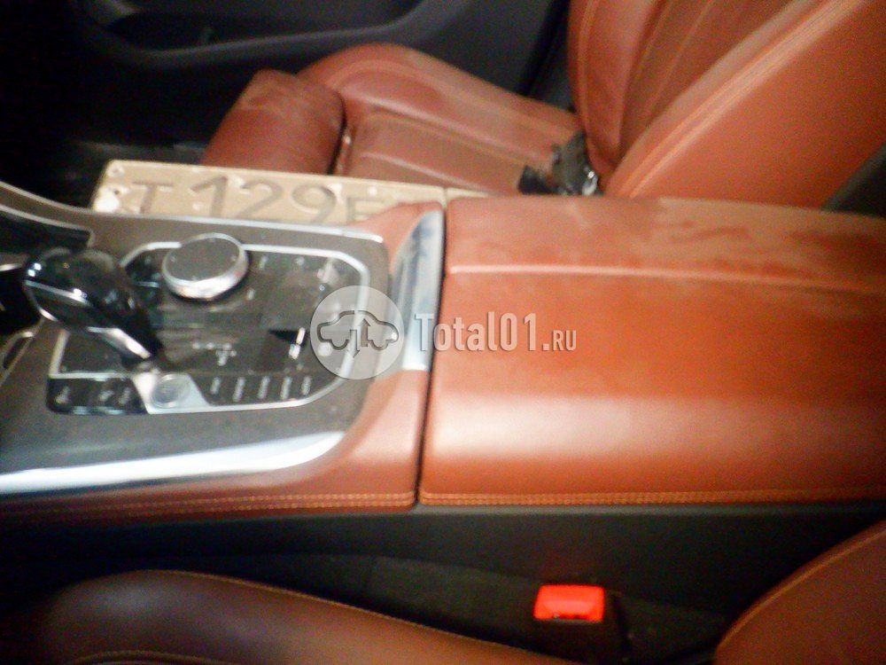 Фото BMW X7 44
