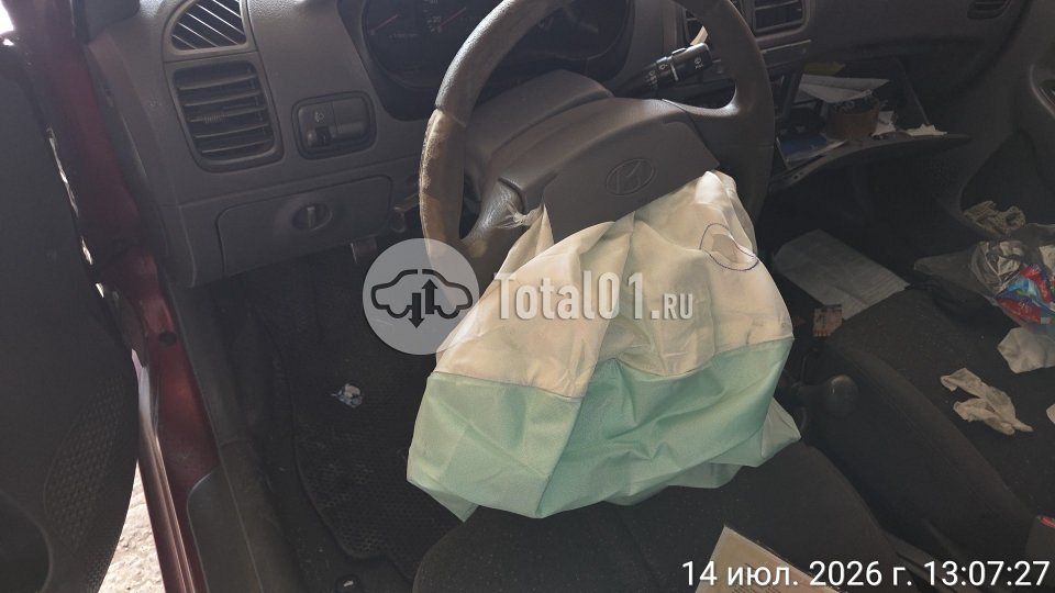 Фото Hyundai Accent 12