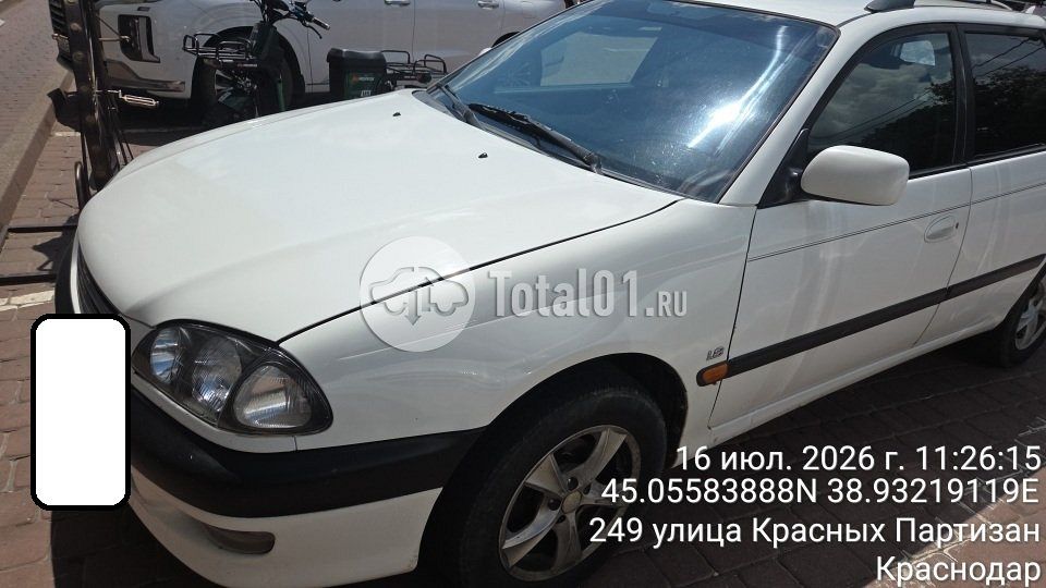 Фото Toyota Avensis 8