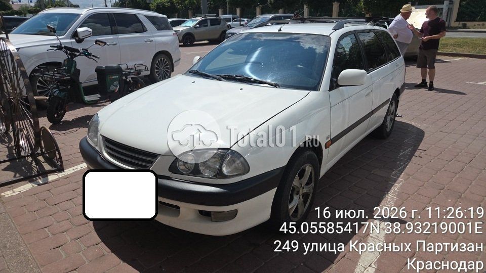 Фото Toyota Avensis 10