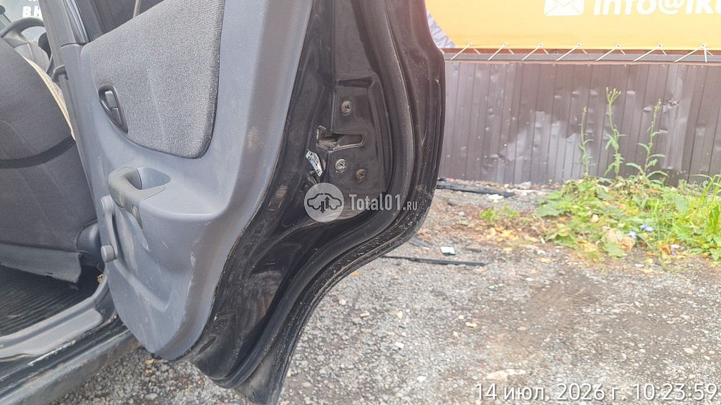 Фото Hyundai Accent 38