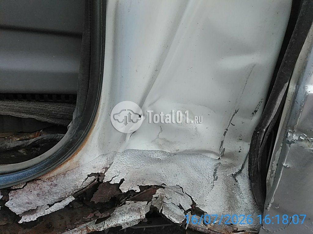Фото Nissan Serena 38