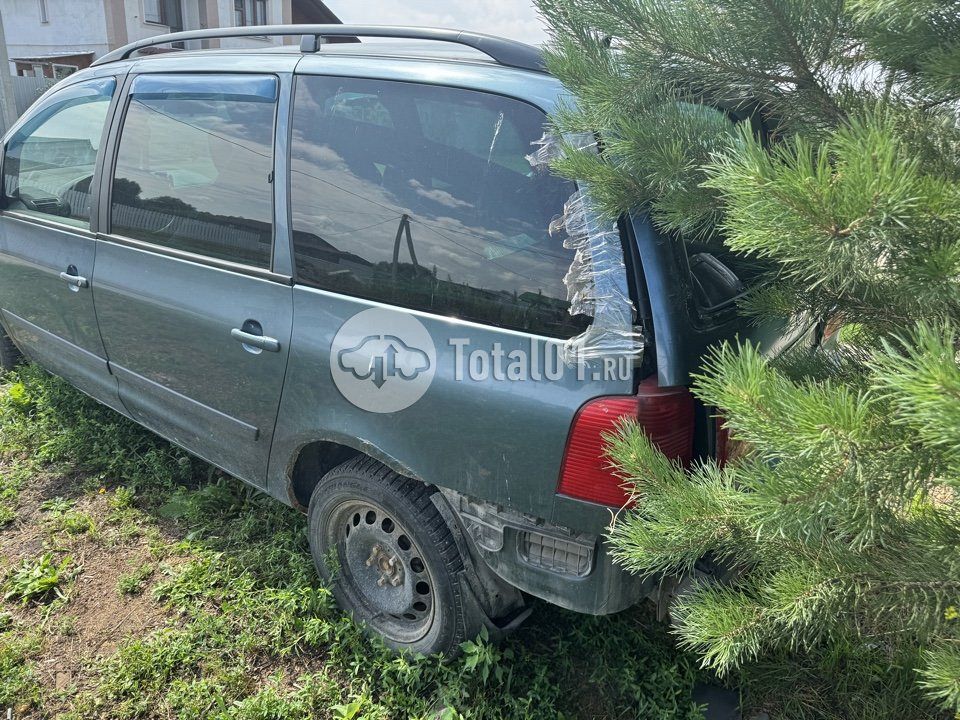 Фото Volkswagen Sharan 22
