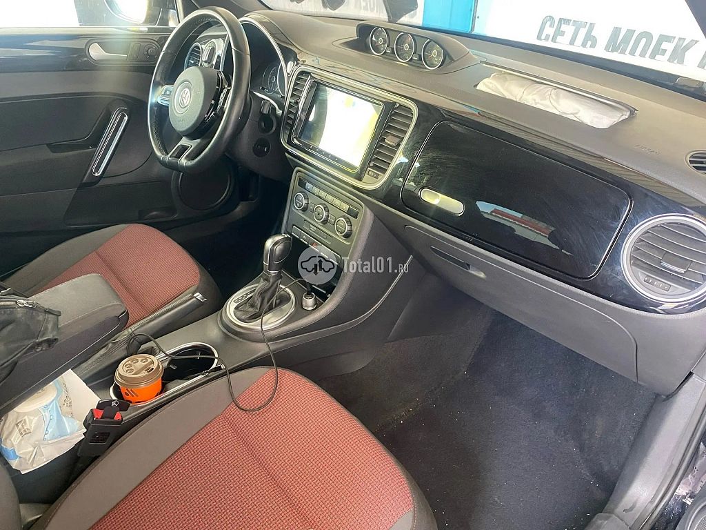 Фото Volkswagen Beetle 32