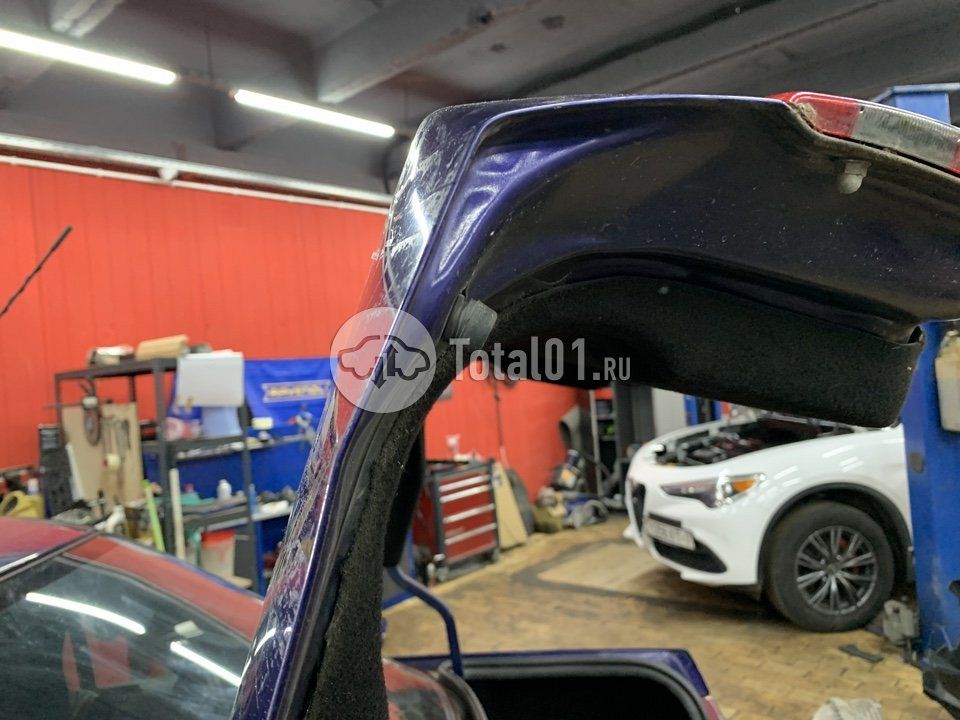 Фото Mitsubishi Carisma 12