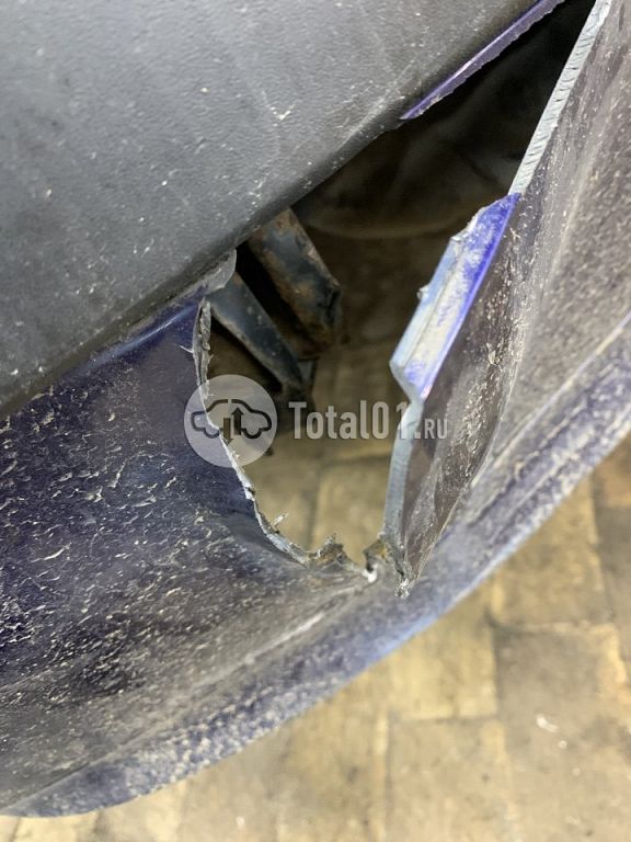 Фото Mitsubishi Carisma 20