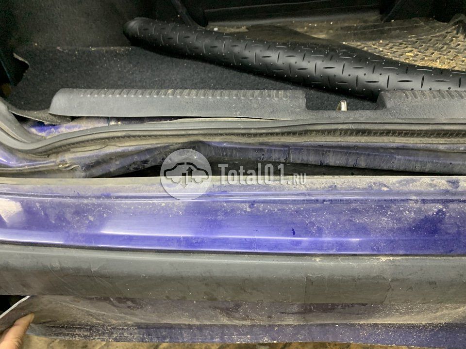 Фото Mitsubishi Carisma 24