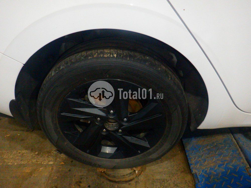 Фото Hyundai Elantra 24