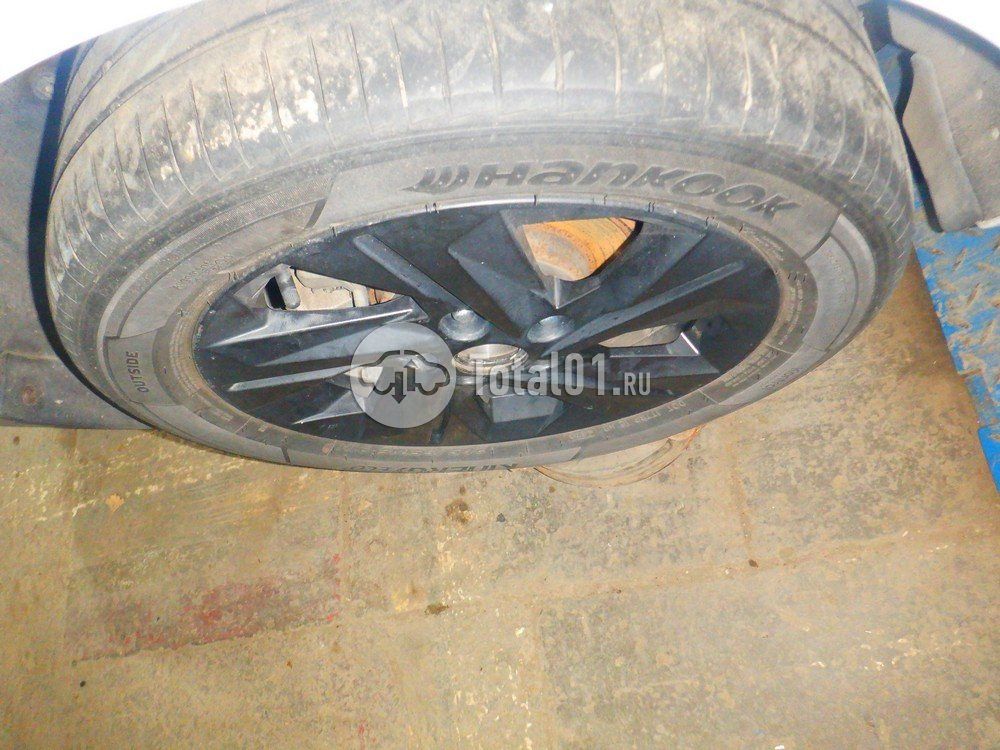 Фото Hyundai Elantra 26