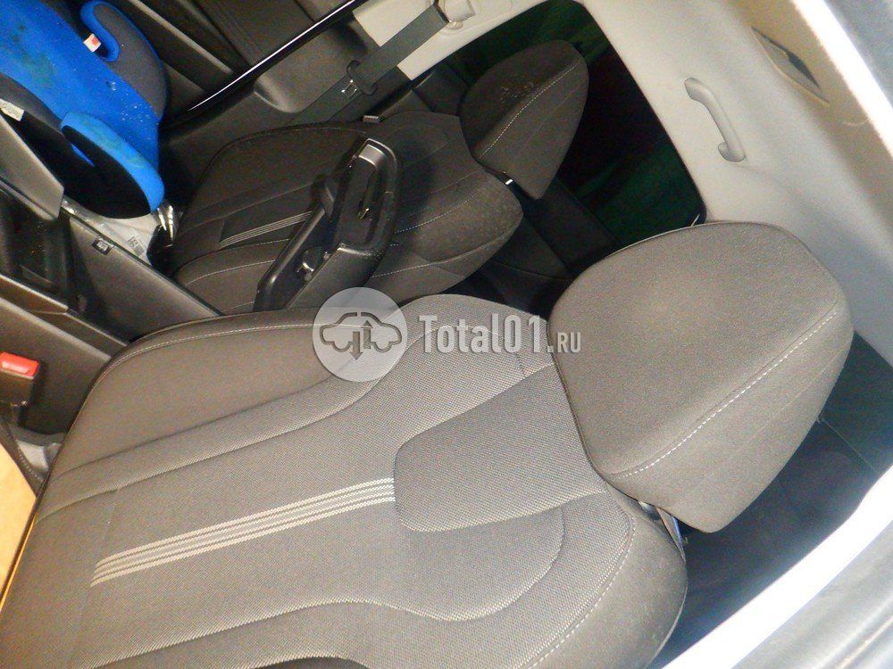 Фото Hyundai Elantra 58