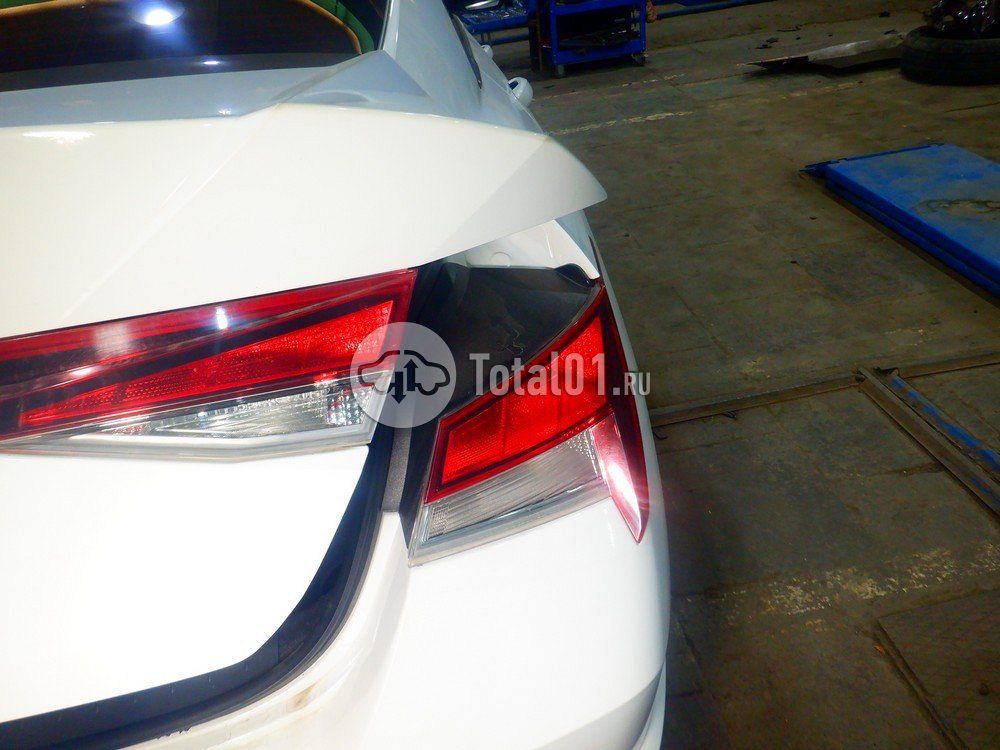 Фото Hyundai Elantra 74