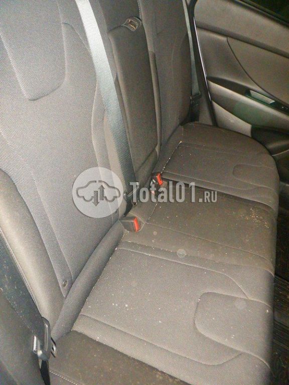 Фото Hyundai Elantra 90