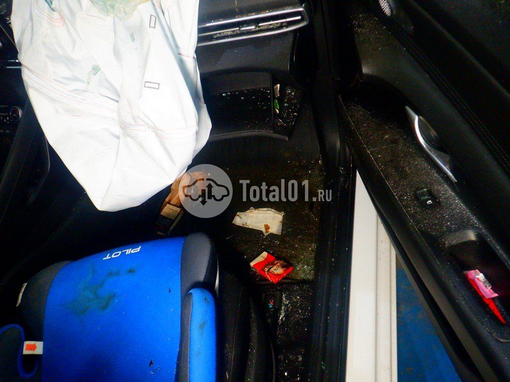 Фото Hyundai Elantra 100