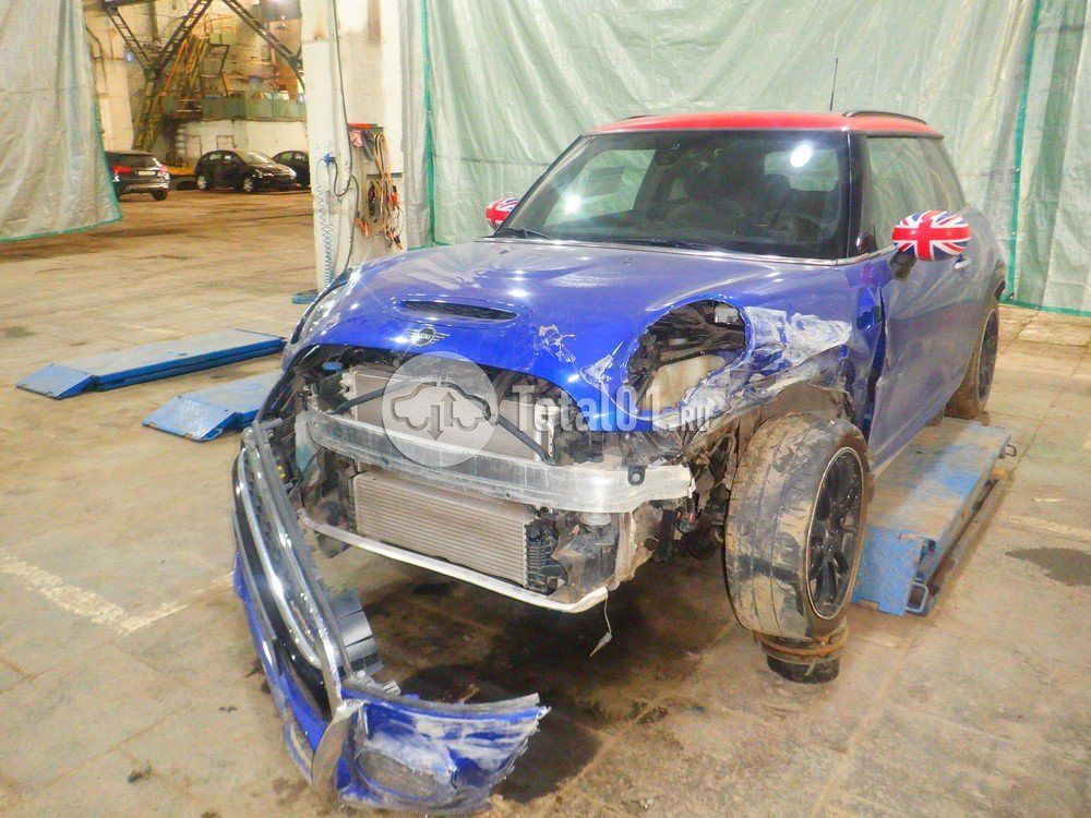 Фото MINI John Cooper Works 6