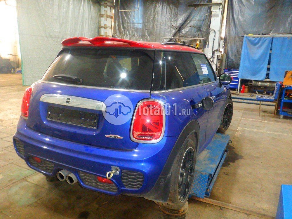 Фото MINI John Cooper Works 12