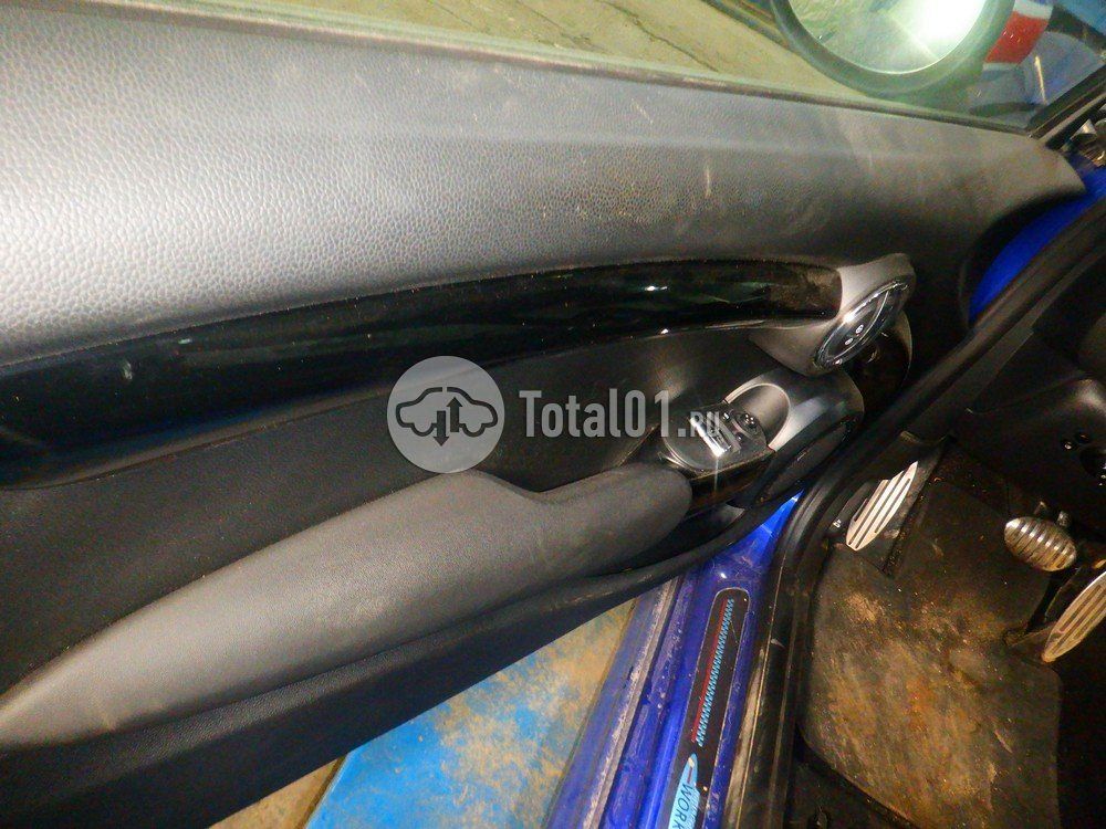 Фото MINI John Cooper Works 40