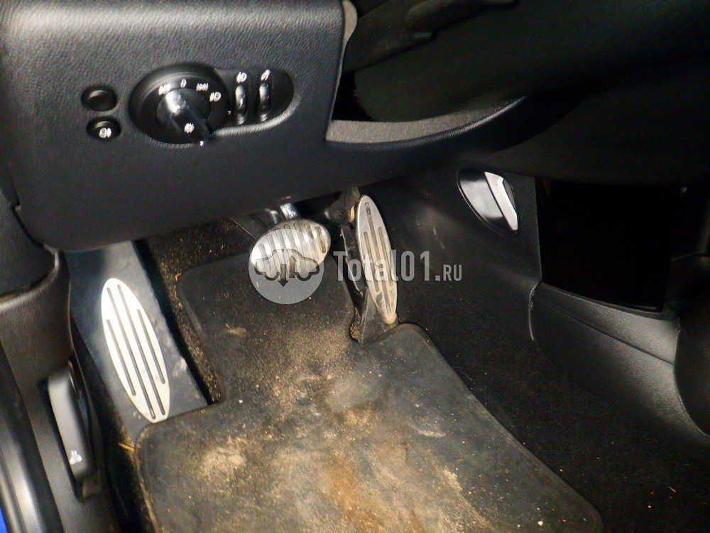 Фото MINI John Cooper Works 42